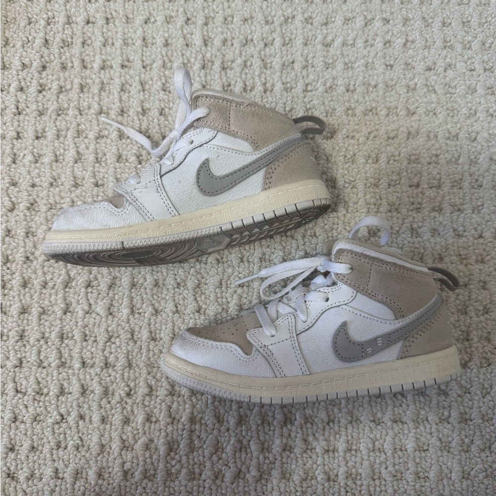 Kids' Jordan 1 Mid SE Craft GS Inside Out- White Sail